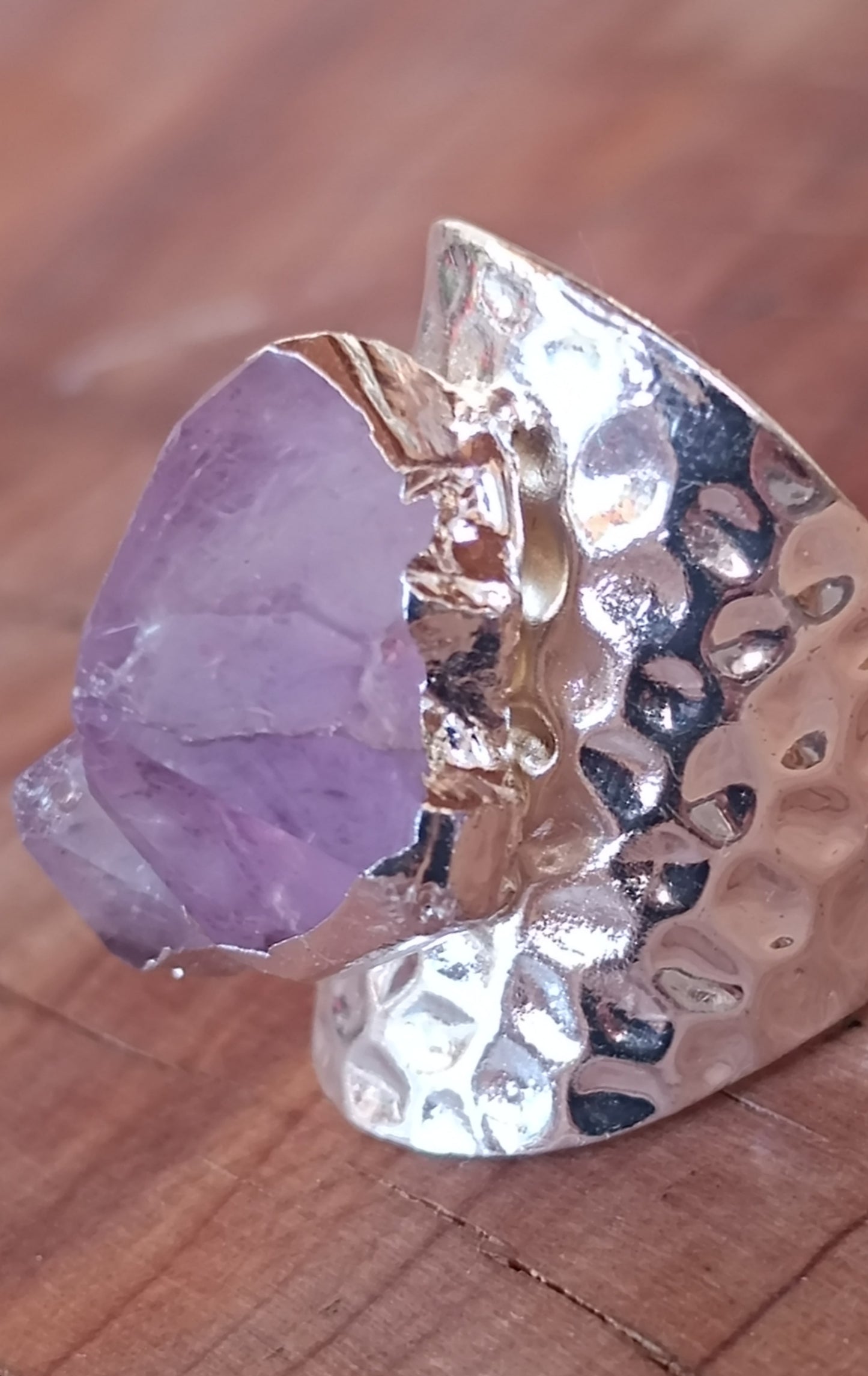 ANILLO DE DRUSA DE AMATISTA BASE CHAPADA EN PLATA