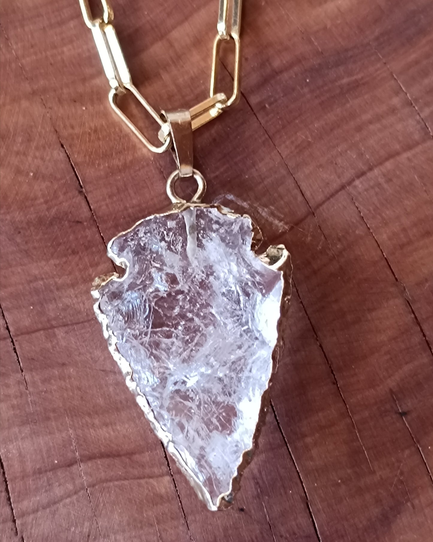 COLLAR DE PUNTA DE FLECHA DE CUARZO CRISTAL