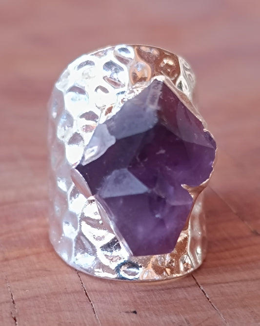 ANILLO DE DRUSA DE AMATISTA BASE CHAPADA EN PLATA