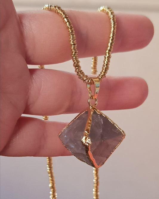 COLLAR DE OCTAEDRO DE FLUORITA