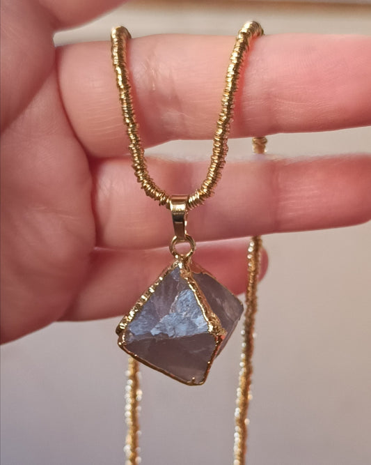 COLLAR DE OCTAEDRO DE FLUORITA
