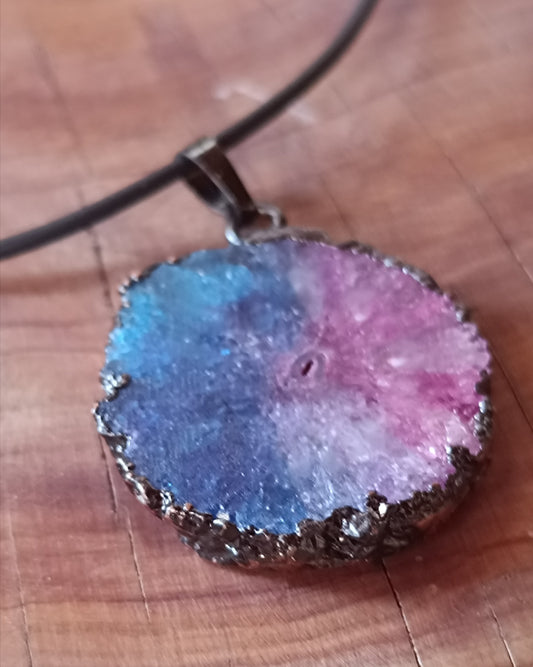 COLLAR DE ESTALACTITA DE CUARZO