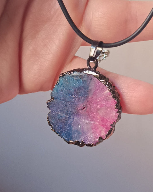 COLLAR DE ESTALACTITA DE CUARZO